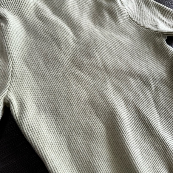 Knit Ribbed Short Sleeve Green Button Cut Out Sweater M - Picture 5 of 10
